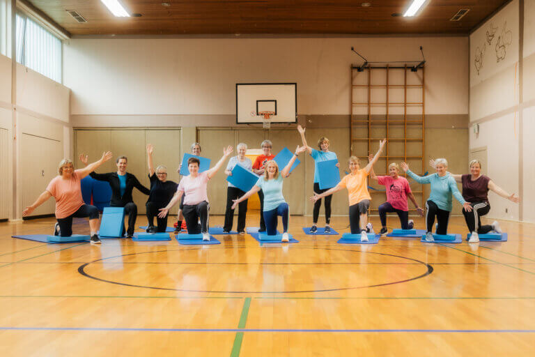 Brücke in Oberbrügge mit Miladies-Logo, fotografiert von Martin Donat.